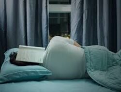 Tips Tidur Berkualitas: Cara Mengatasi Insomnia Tanpa Obat